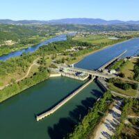 France, Isere (38), Sablons, Centrale et Ecluse de Sablons sur Le Rhone (vue aerienne)